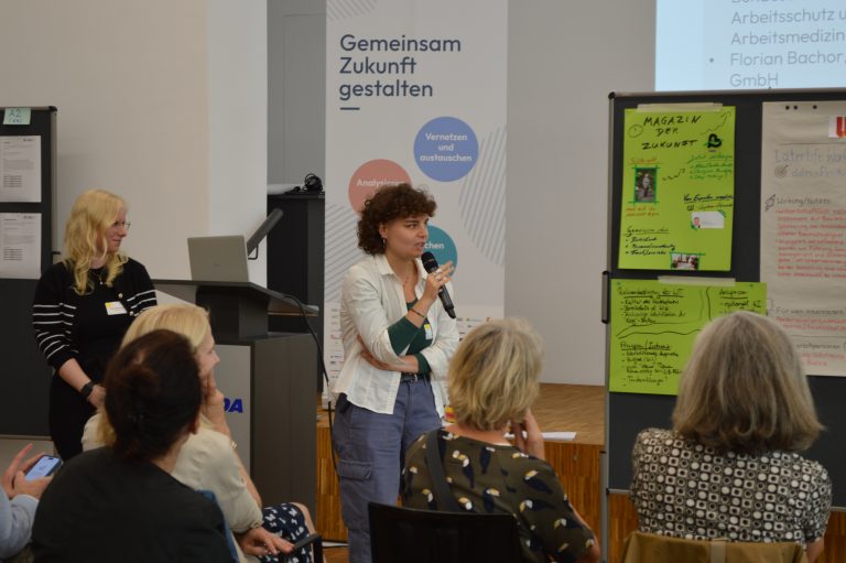 Präsentation des Workshops zum INQA-Experimentierraum SafeSpace@Work im Plenum